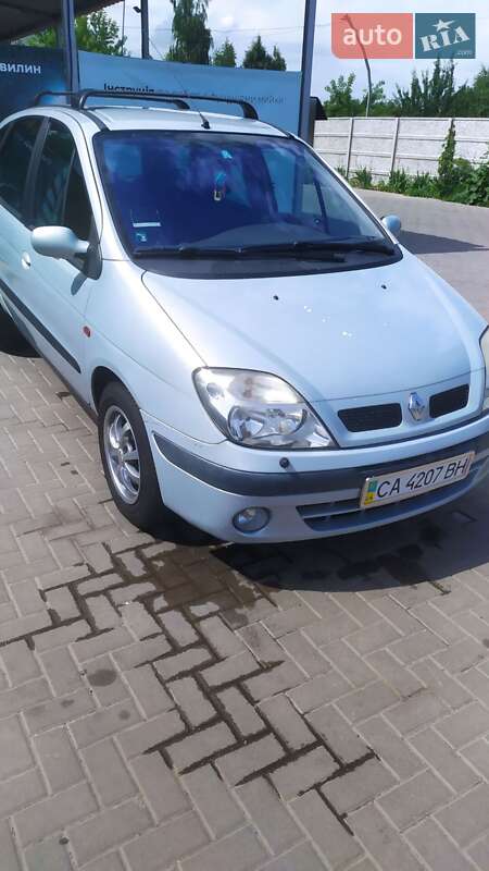 Минивэн Renault Scenic 2002 в Золотоноше