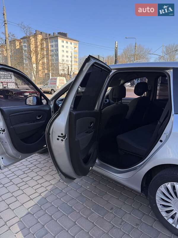 Минивэн Renault Scenic 2010 в Ивано-Франковске