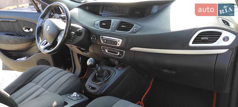 Мінівен Renault Scenic 2013 в Дніпрі
