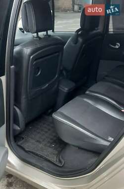 Минивэн Renault Scenic 2007 в 