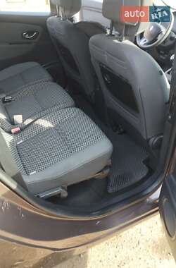 Минивэн Renault Scenic 2011 в 