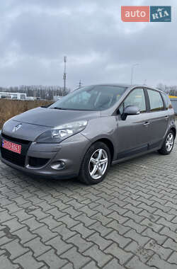 Минивэн Renault Scenic 2010 в Луцке