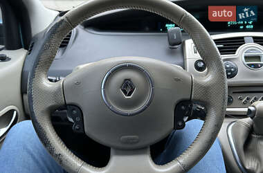 Минивэн Renault Scenic 2006 в 