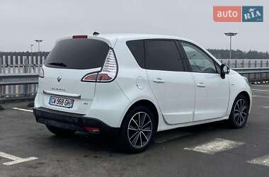 Минивэн Renault Scenic 2013 в 