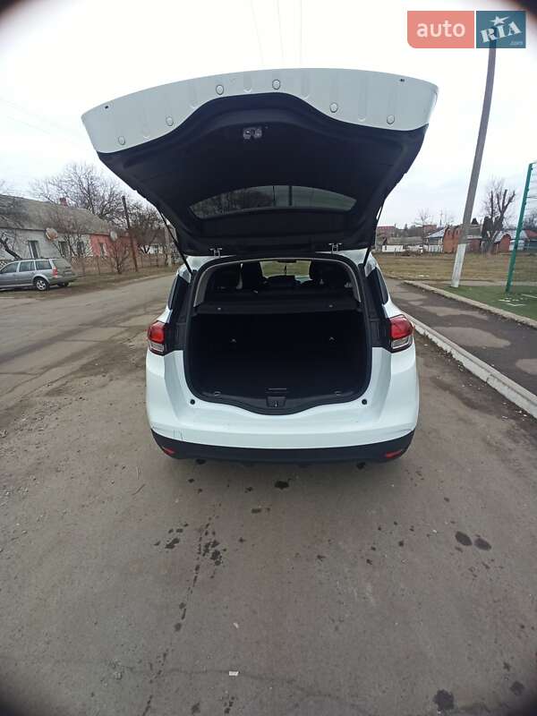 Минивэн Renault Scenic 2017 в Кобеляках фото 26 Минивэн Renault Scenic 2017 в Кобеляках