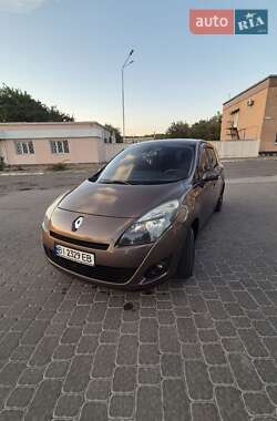 Минивэн Renault Scenic 2009 в Полтаве