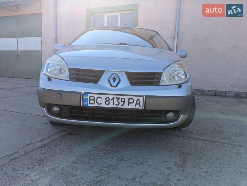 Мінівен Renault Scenic 2005 в Стрию