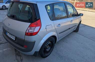 Минивэн Renault Scenic 2005 в 