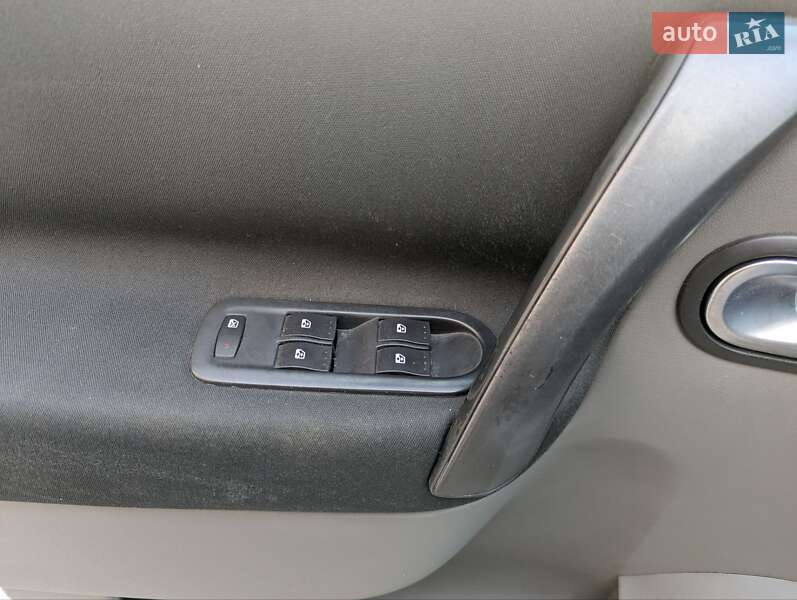 Мінівен Renault Scenic 2005 в Стрию