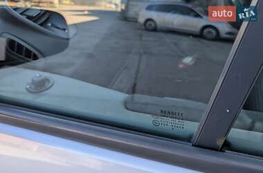 Минивэн Renault Scenic 2005 в 