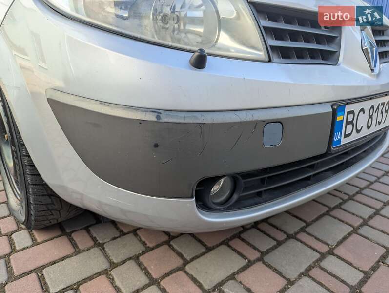 Минивэн Renault Scenic 2005 в Стрые