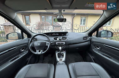 Мінівен Renault Scenic 2015 в 