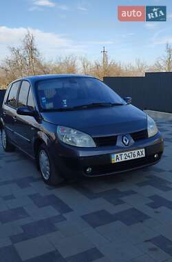 Минивэн Renault Scenic 2004 в Калуше