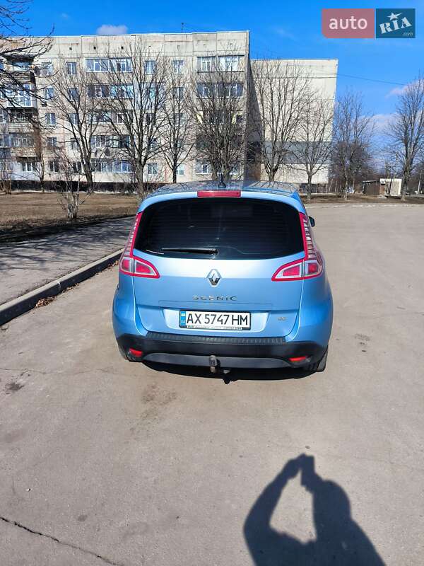 Минивэн Renault Scenic 2009 в Лозовой