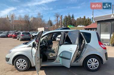 Минивэн Renault Scenic 2003 в 