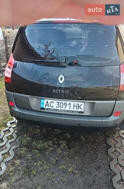 Минивэн Renault Scenic 2004 в 