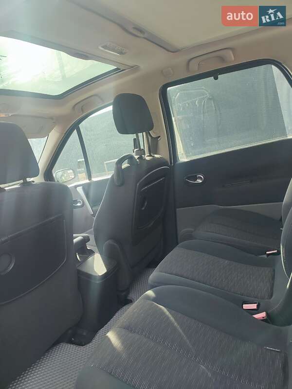 Минивэн Renault Scenic 2007 в Ровно