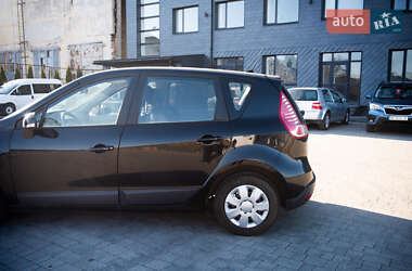 Минивэн Renault Scenic 2010 в 