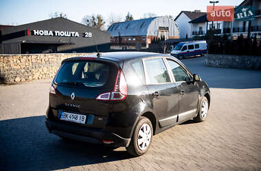 Минивэн Renault Scenic 2010 в 