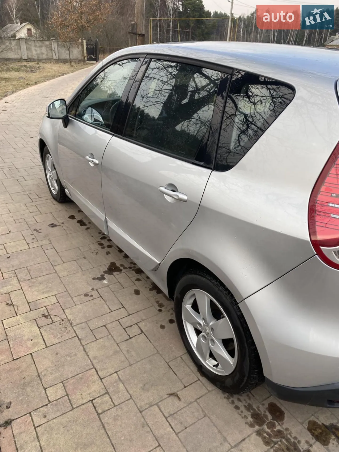 2010 Renault Scenic - мініатюра 3