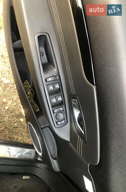 Минивэн Renault Scenic 2011 в 