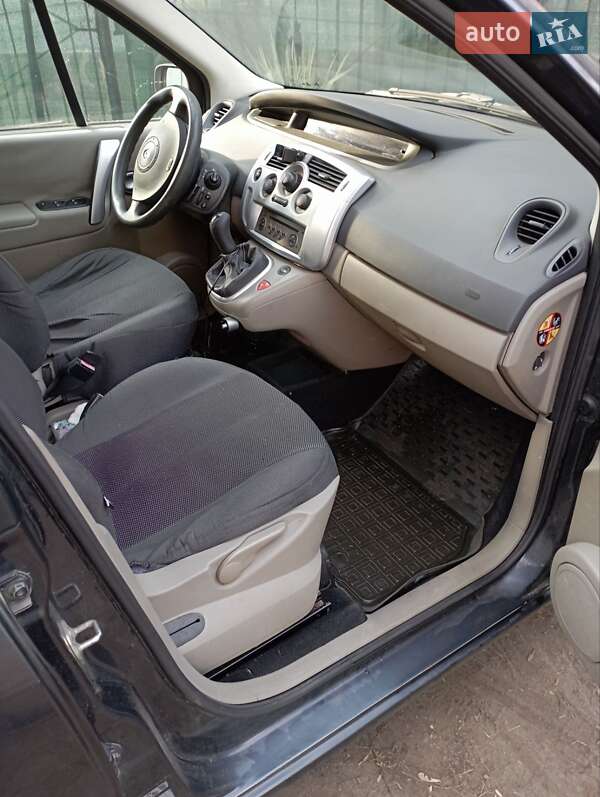 Минивэн Renault Scenic 2006 в Черкассах