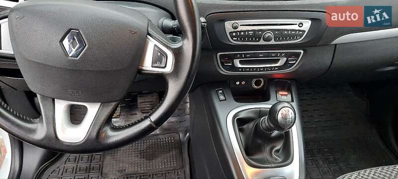 Минивэн Renault Scenic 2011 в Бердичеве