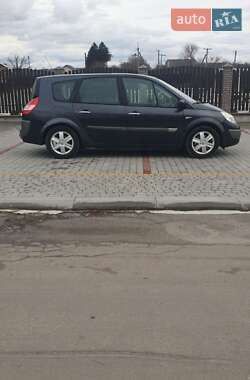 Минивэн Renault Scenic 2004 в 