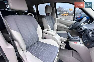 Минивэн Renault Scenic 2005 в Кропивницком