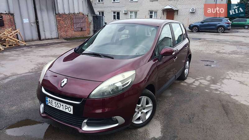 Минивэн Renault Scenic 2012 в Днепре