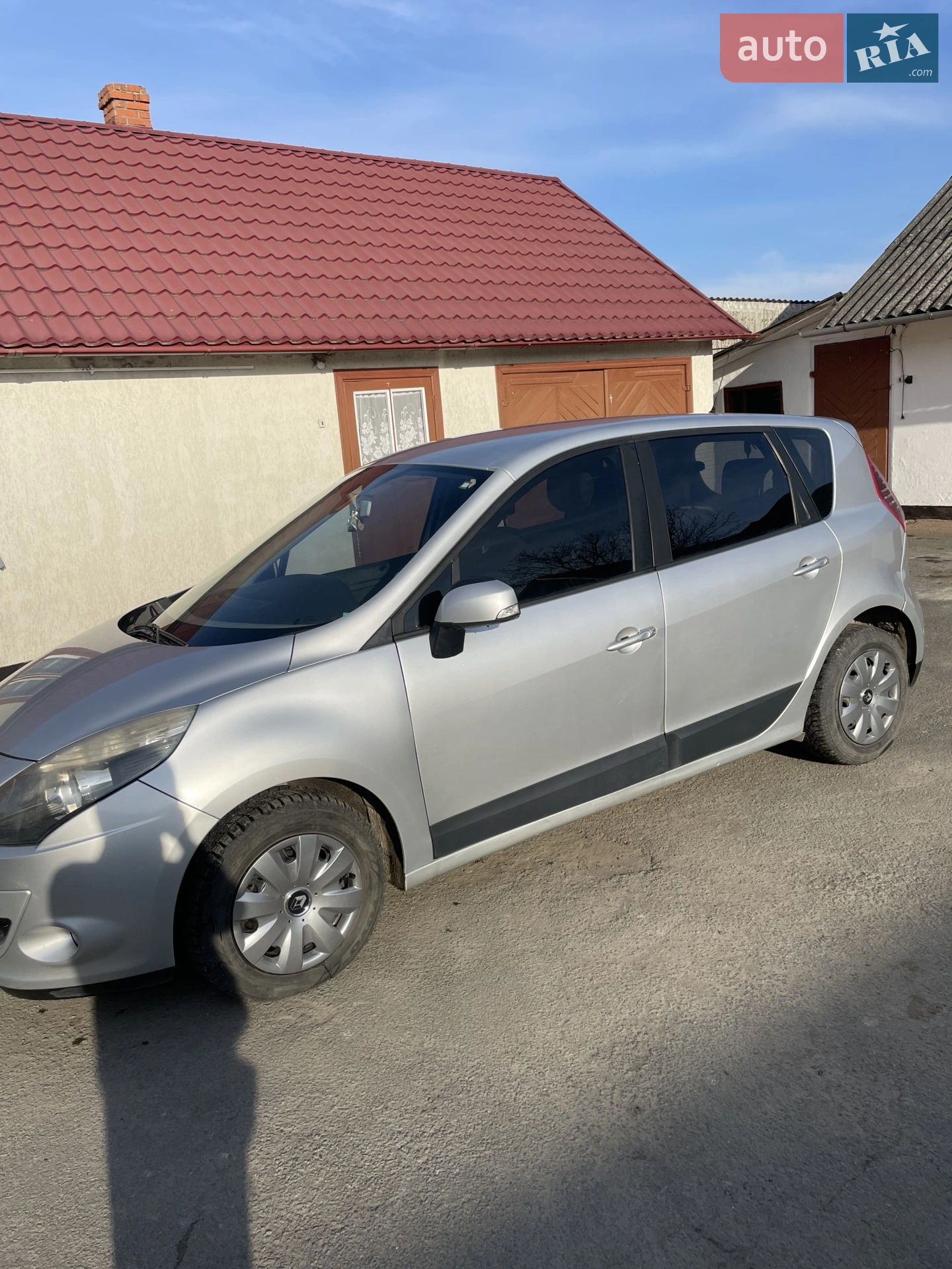 2011 Renault Scenic - фото 1