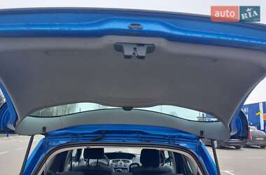 Минивэн Renault Scenic 2005 в 