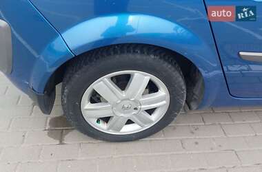 Минивэн Renault Scenic 2005 в 