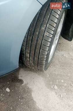 Минивэн Renault Scenic 2010 в 
