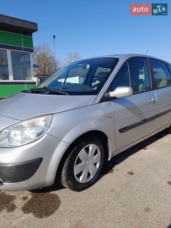 Мінівен Renault Scenic 2006 в Корсунь-Шевченківському