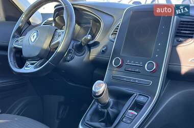 Минивэн Renault Scenic 2016 в 
