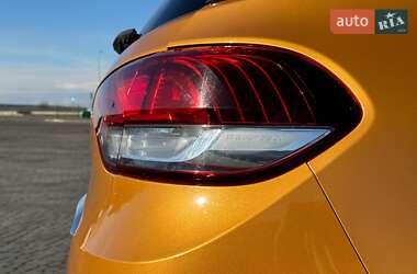 Минивэн Renault Scenic 2016 в 