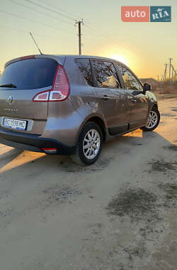 Мінівен Renault Scenic 2009 в 