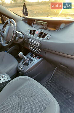 Мінівен Renault Scenic 2009 в 