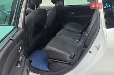 Минивэн Renault Scenic 2009 в 