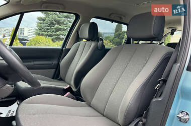 Минивэн Renault Scenic 2009 в 