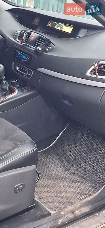 Минивэн Renault Scenic 2011 в Запорожье