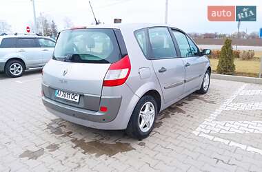 Минивэн Renault Scenic 2005 в 