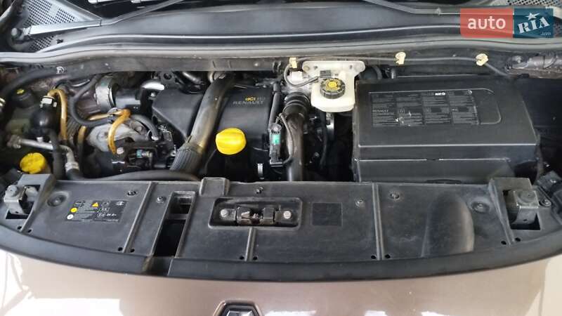 Минивэн Renault Scenic 2011 в Чернигове