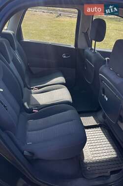 Минивэн Renault Scenic 2007 в 