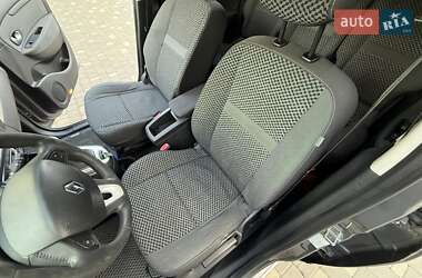 Минивэн Renault Scenic 2011 в 