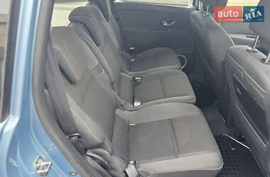 Минивэн Renault Scenic 2010 в 