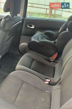 Минивэн Renault Scenic 2008 в 