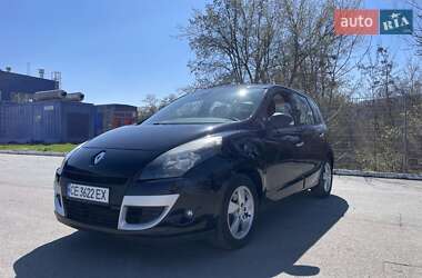 Минивэн Renault Scenic 2010 в 