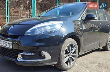 Мінівен Renault Scenic 2012 в 